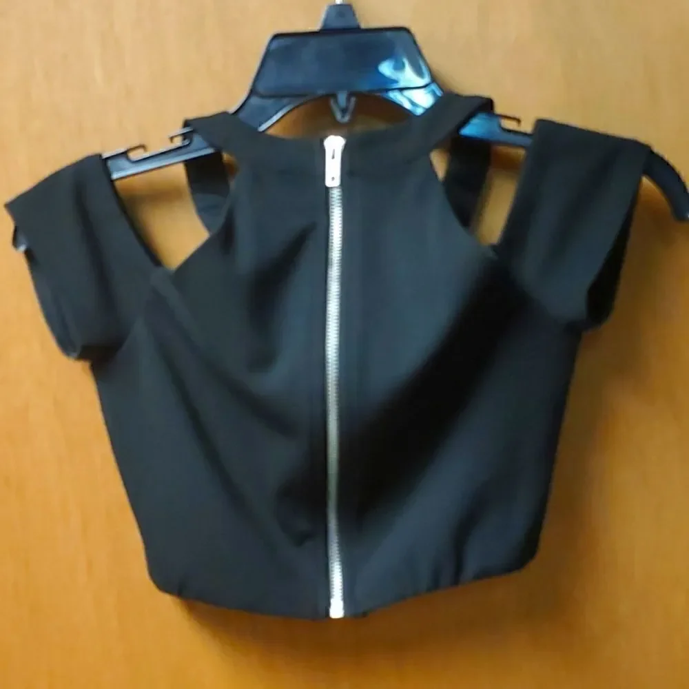 Xtra Ordinary Beautiful Skirt & Embelleshed Top set, size 3
